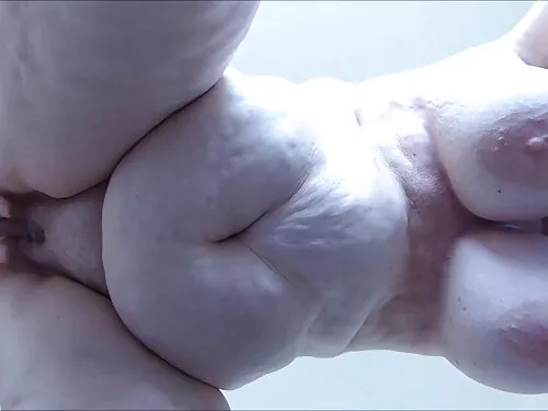 NOZOMI HAZUKI को तंग ...