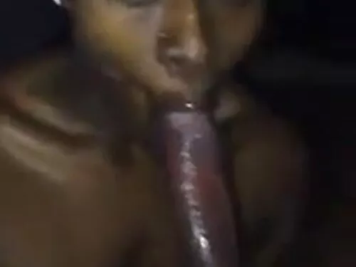 फ्ल्याट छाती भएको कि ...